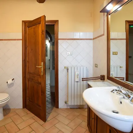 3 Bedroom Stunning In Appartement *