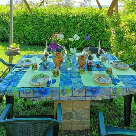 3 Bedroom Stunning In Ficulle